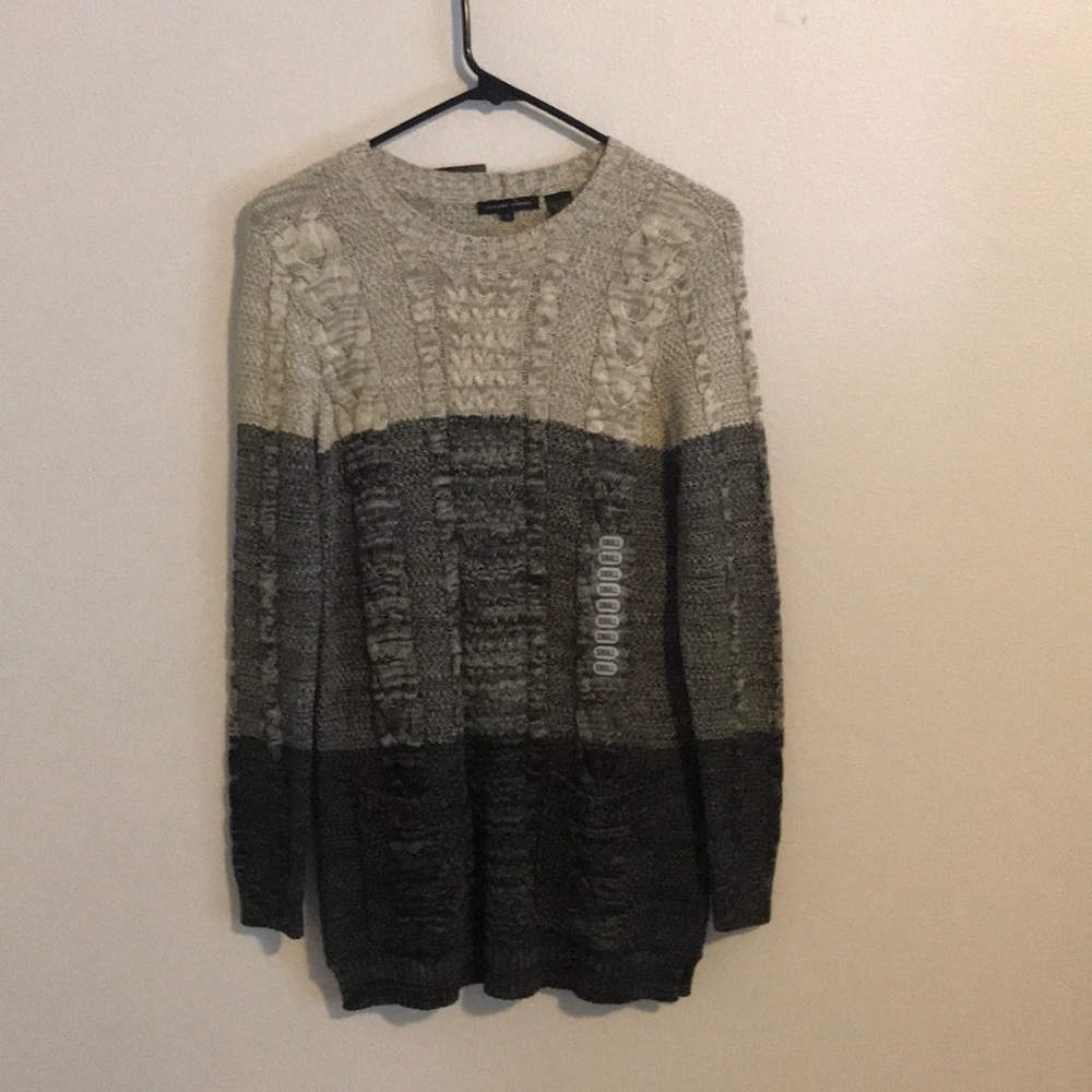 BRAND NEW long sleeve sweater black/grey